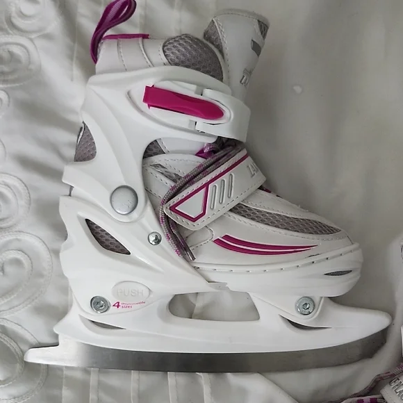 Adjustable White and Pink Ice Skates - Picture 10 of 11